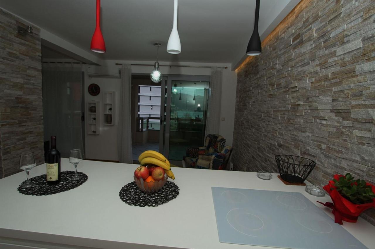 Luxury Apartment Big Blue บุดวา ภายนอก รูปภาพ